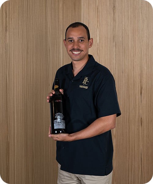 Raymond García